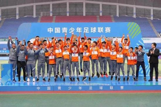 违者将追究其相关法律责任 图片由IC photo供本网专稿，任何网站、报刊、电视台未经IC photo许可，不得部分或全部转载 标签： 艾梅伯·希尔德女儿亲子时光 ： 相关新闻 提离婚后首现身！